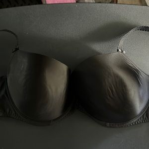 Freya molded t-shirt bra- 38FF (UK), 38H (US)